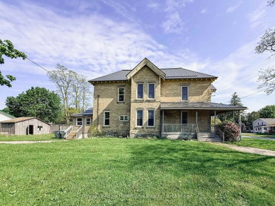 Semi-Detached House for sale at 190 Albert Street, Central Huron, Ontario, N0M 1L0 - Clinton - MLS: X13628084