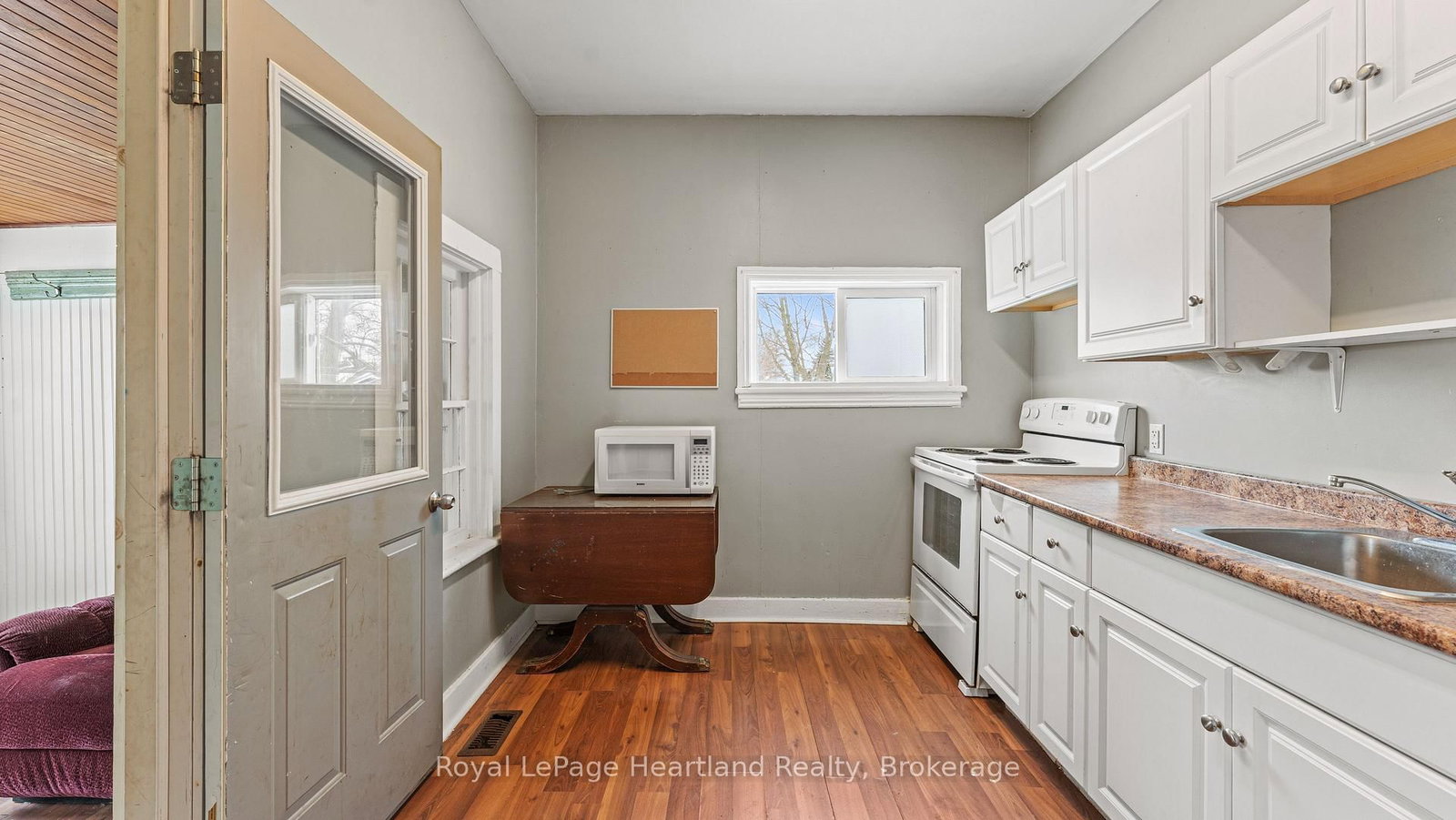 190 Albert Street • Central Huron, ON photo 27