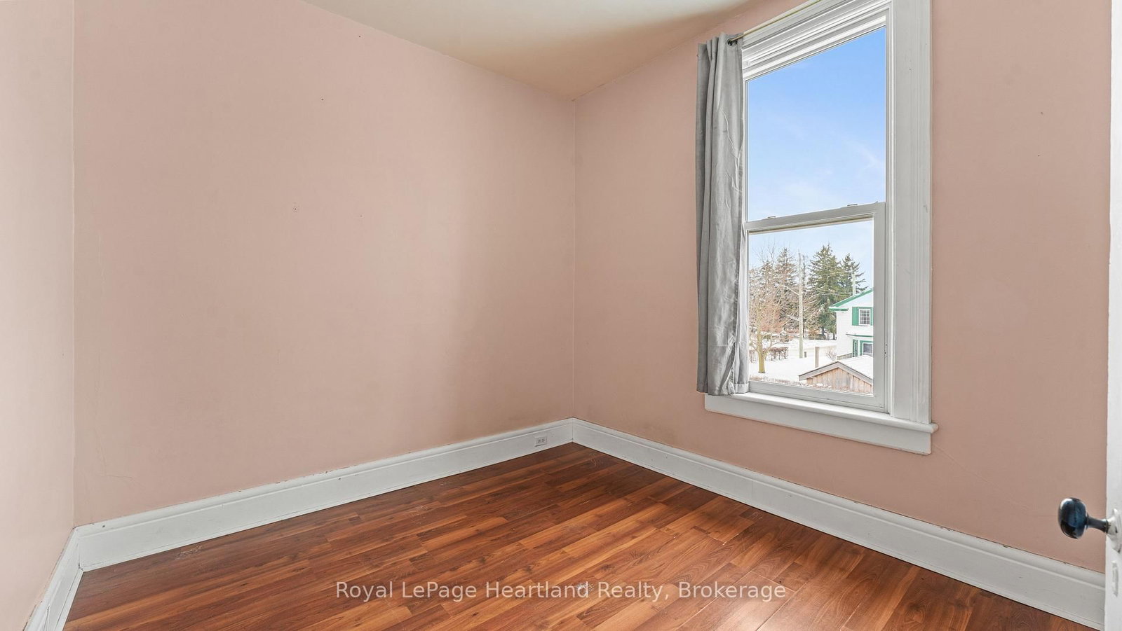 190 Albert Street • Central Huron, ON photo 38