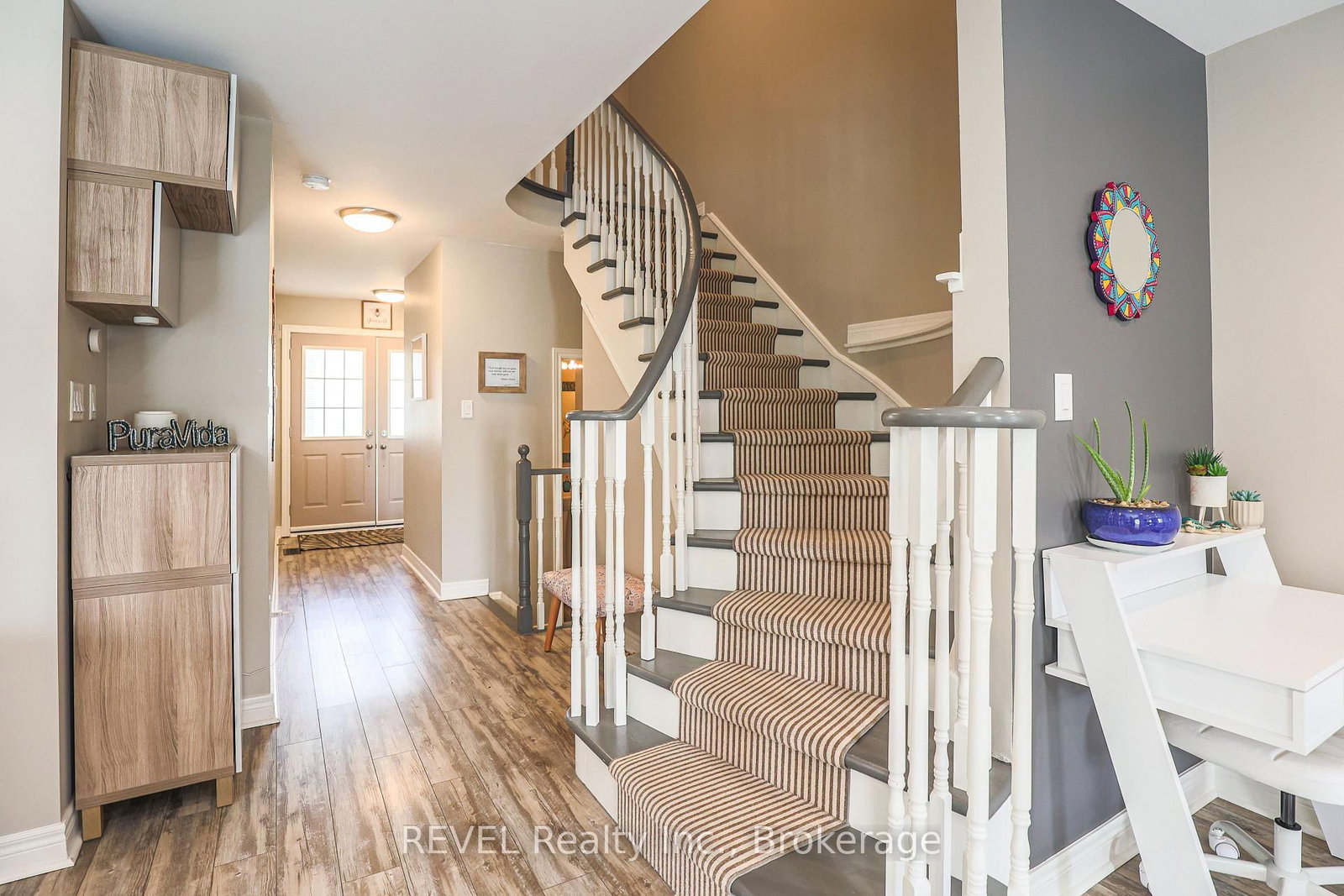 12 Colonel Lyall Street • St. Catharines, ON photo 4