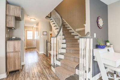 12 Colonel Lyall Street • St. Catharines, ON photo 4