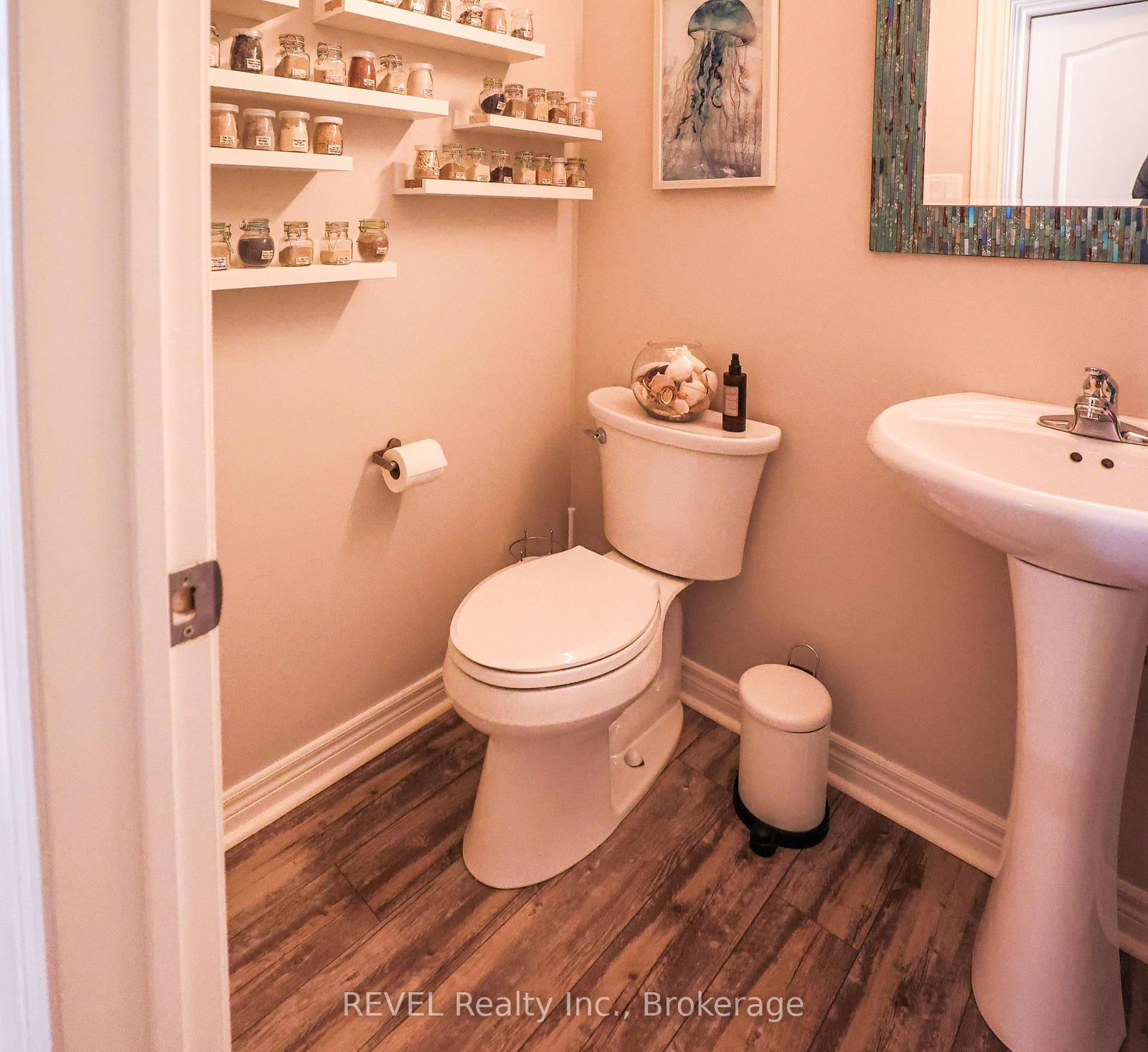 12 Colonel Lyall Street • St. Catharines, ON photo 6