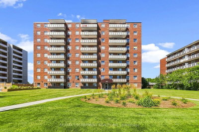 202 - 851 Queenston Road