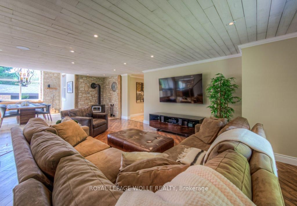 8466 Sideroad 30 • Centre Wellington, ON photo 10