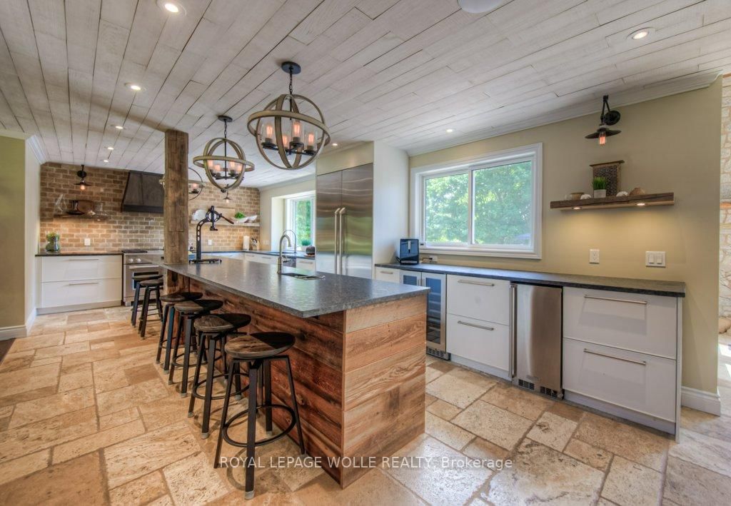 8466 Sideroad 30 • Centre Wellington, ON photo 13