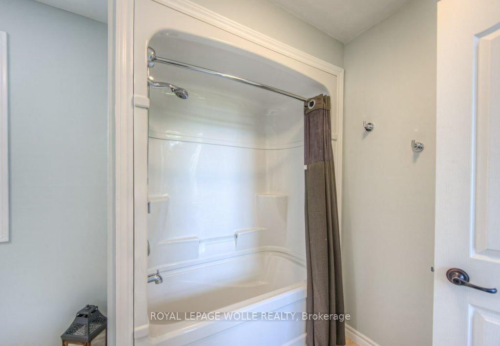 8466 Sideroad 30 • Centre Wellington, ON photo 42