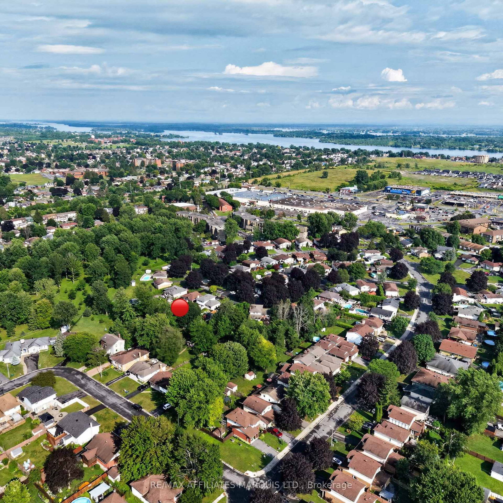 748 Montcalm Court • Cornwall, ON photo 48