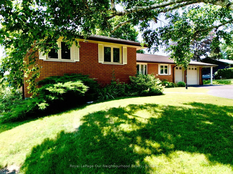 18 Rosecliff Court