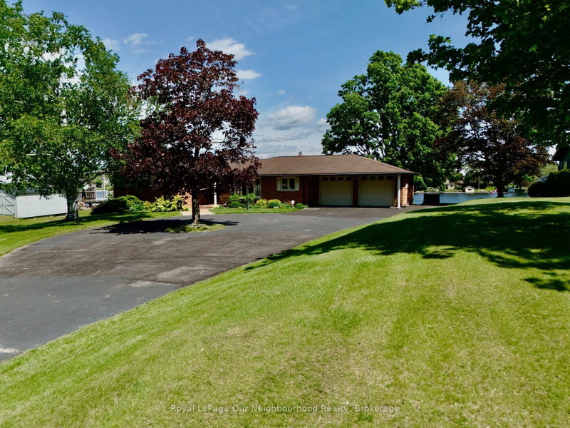 18 Rosecliff Court