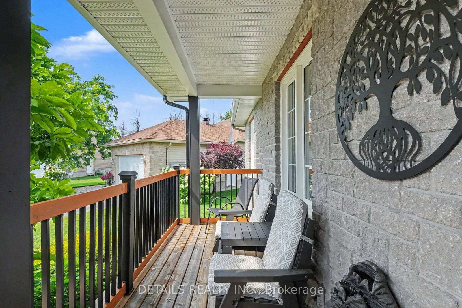 114 Templeton Court • North Grenville, ON photo 4