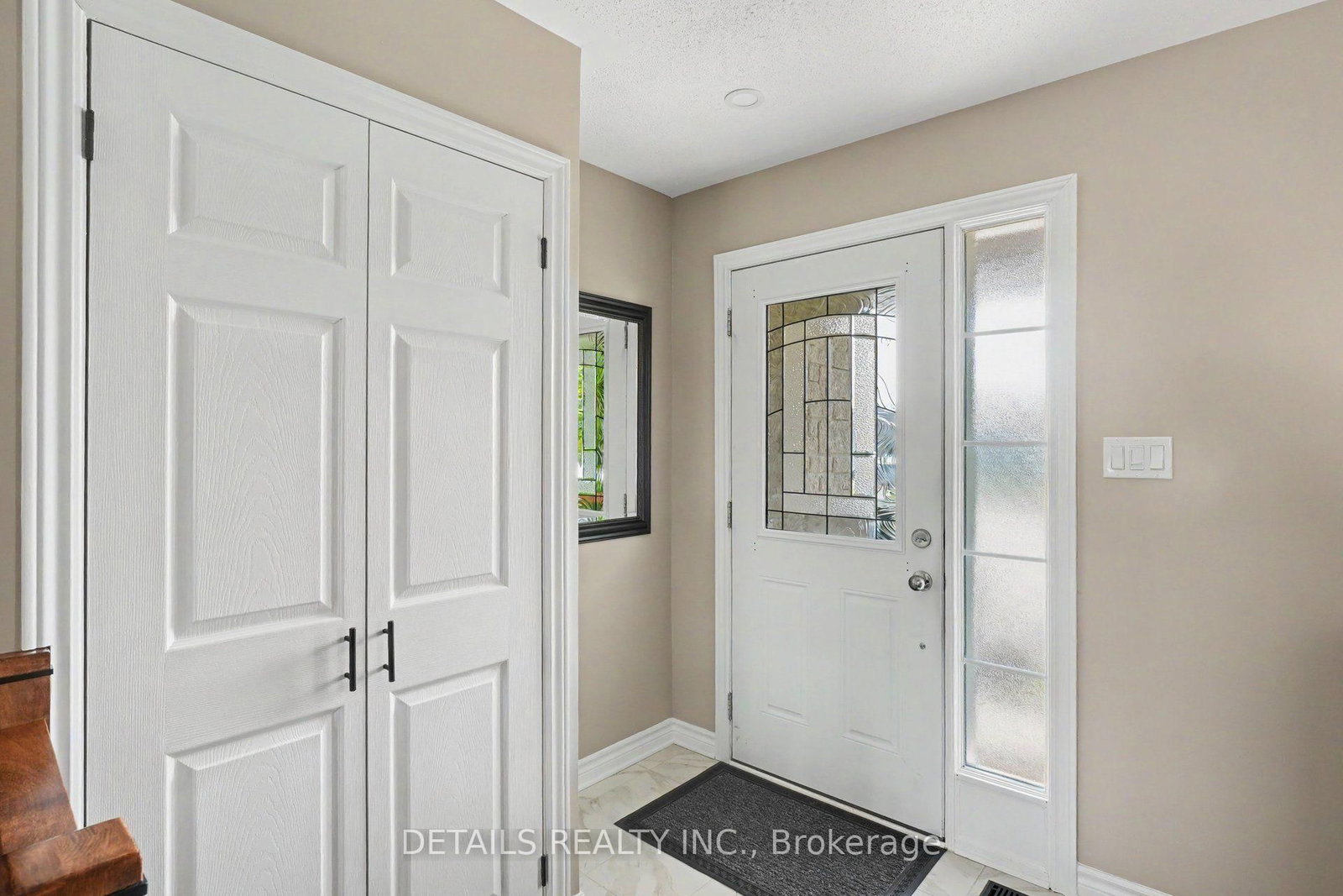 114 Templeton Court • North Grenville, ON photo 5