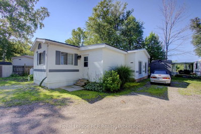79681 Bluewater Hwy 21 • #3 Maple St • Central Huron, ON photo 2