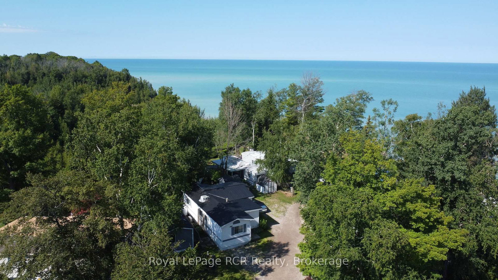 79681 Bluewater Hwy 21 • #3 Maple St • Central Huron, ON photo 32