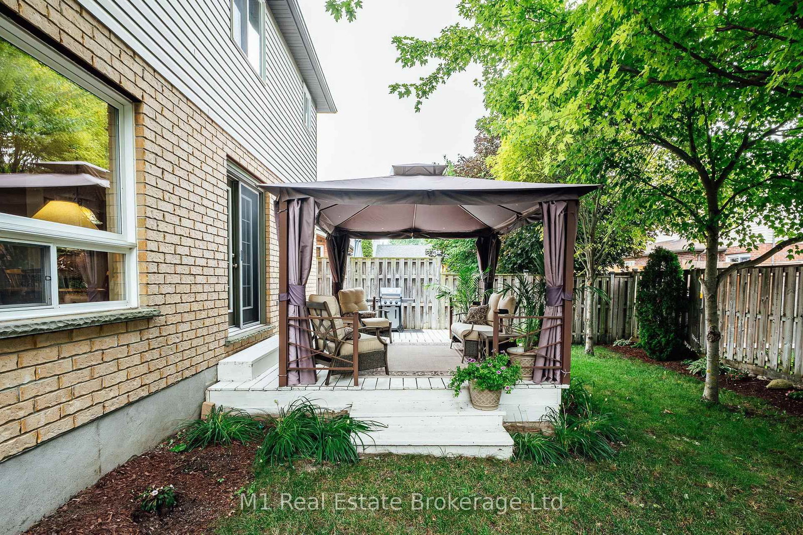 Listing Image 43