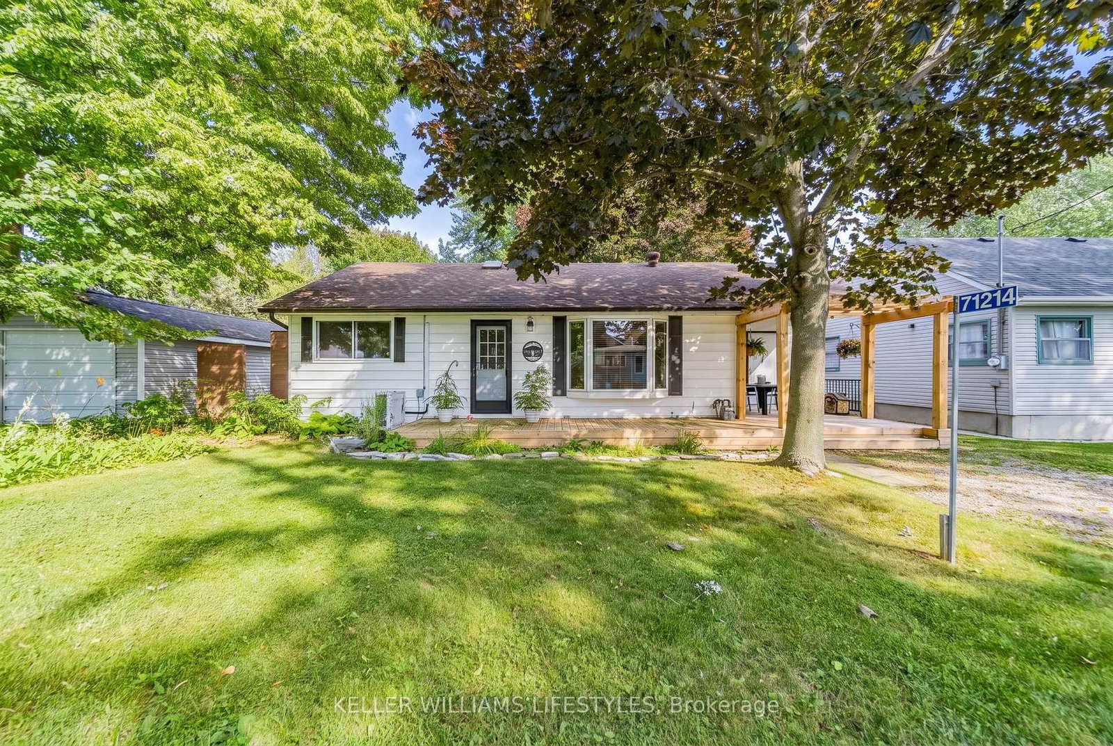 Listing Image 7