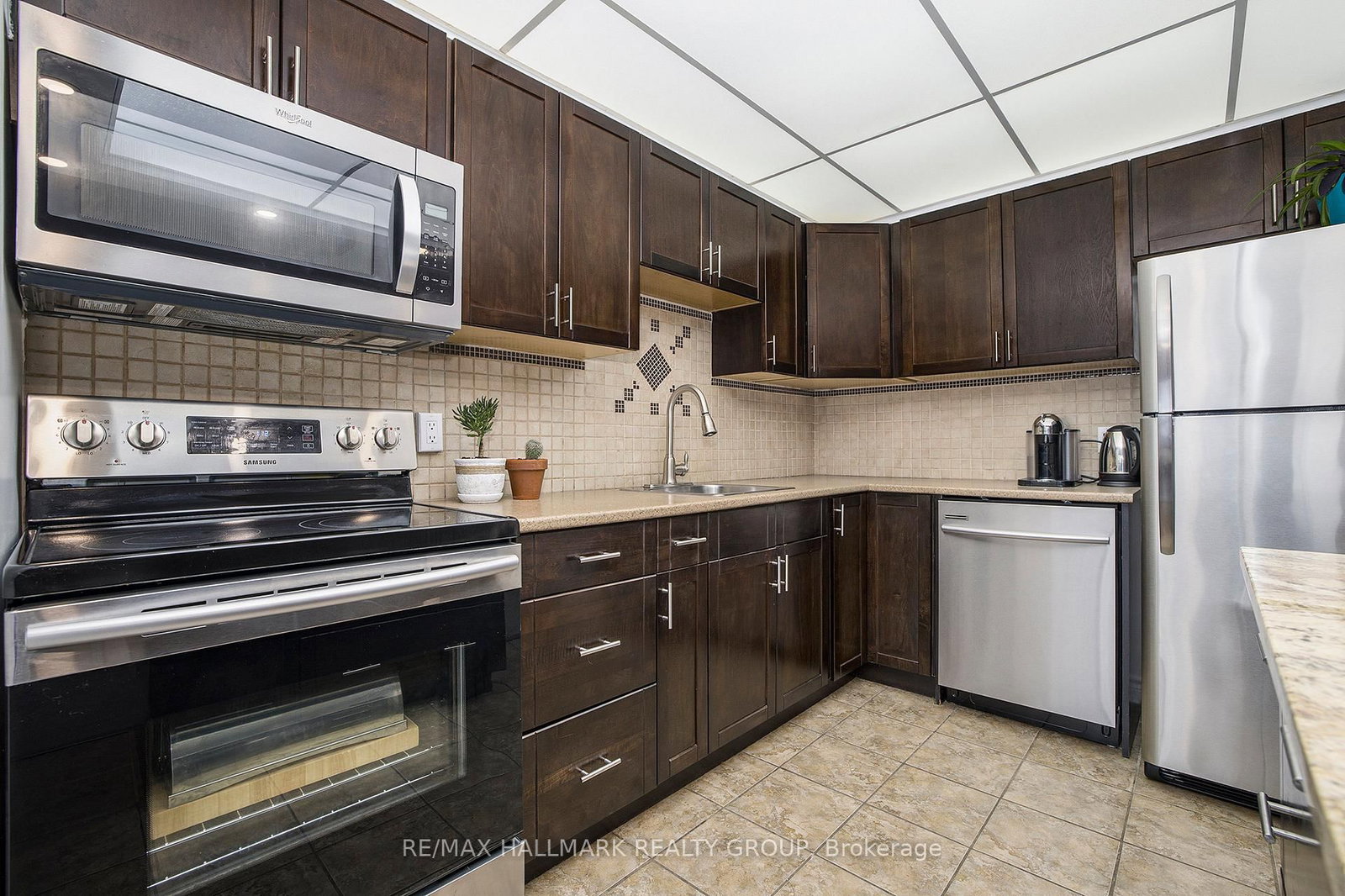 1380 Prince Of Wales Drive • #1005 • Ottawa, ON photo 10