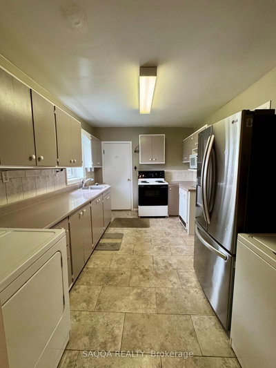 Semi-Detached House leased at Main+Basement-100 Niagara Street, St. Catharines, Ontario, L2R 4L4 - E. Chester - MLS: X13628750
