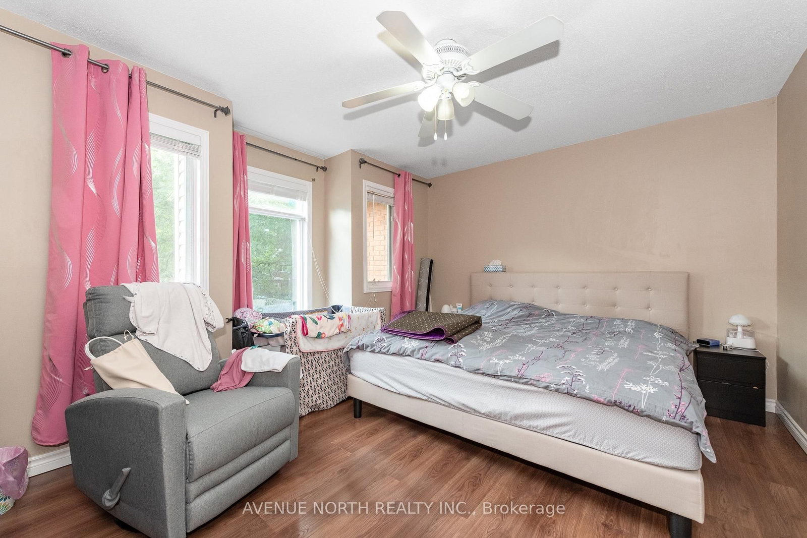 501 Lawler Crescent • Ottawa, ON photo 12