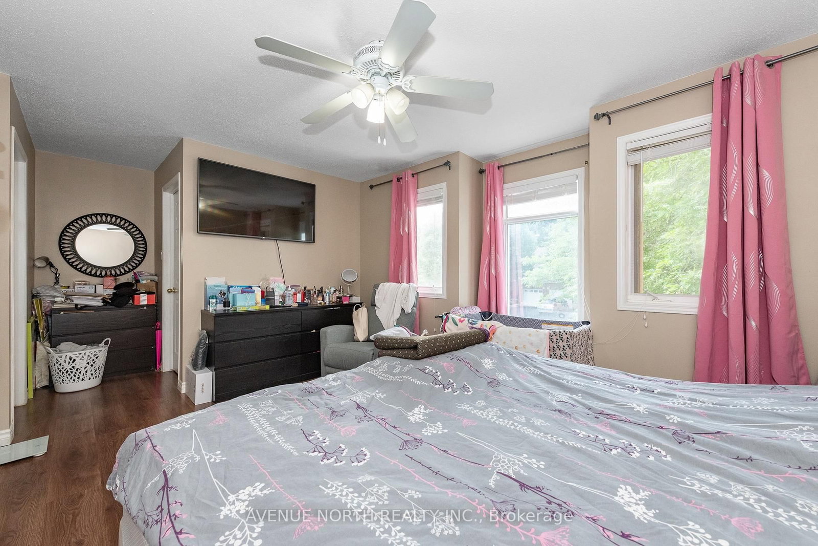 501 Lawler Crescent • Ottawa, ON photo 13