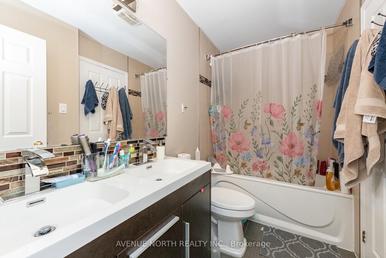 501 Lawler Crescent • Ottawa, ON photo 14