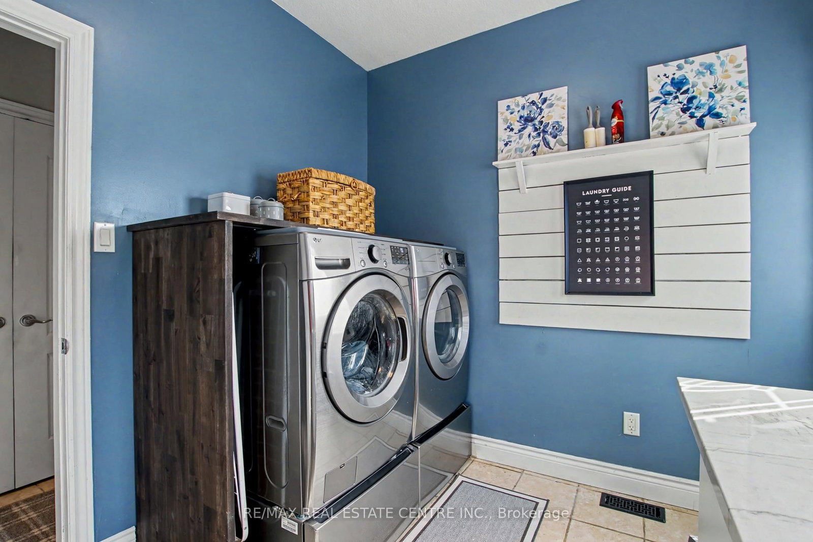 2 Irongate Drive • Brant, ON photo 23
