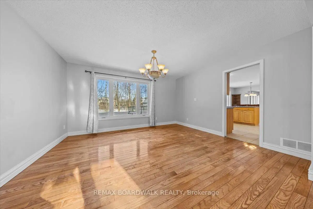 7089 Bush Drive, Ottawa, ON — photo 7
