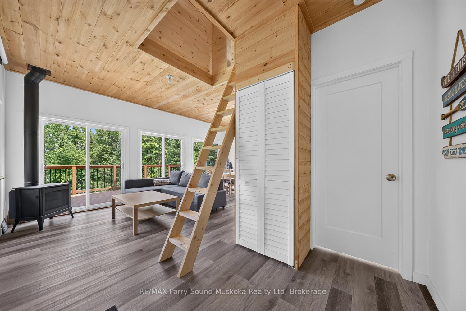 39 Fire Route 200 • McKellar, ON photo 16