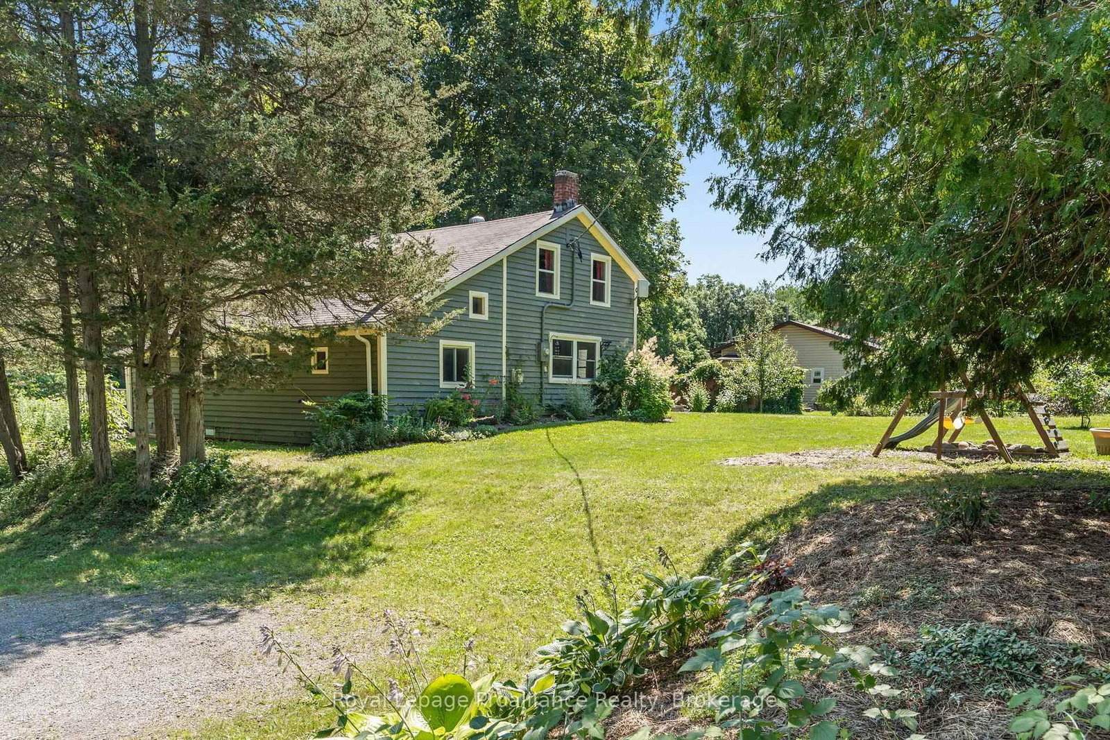 Listing Image 3