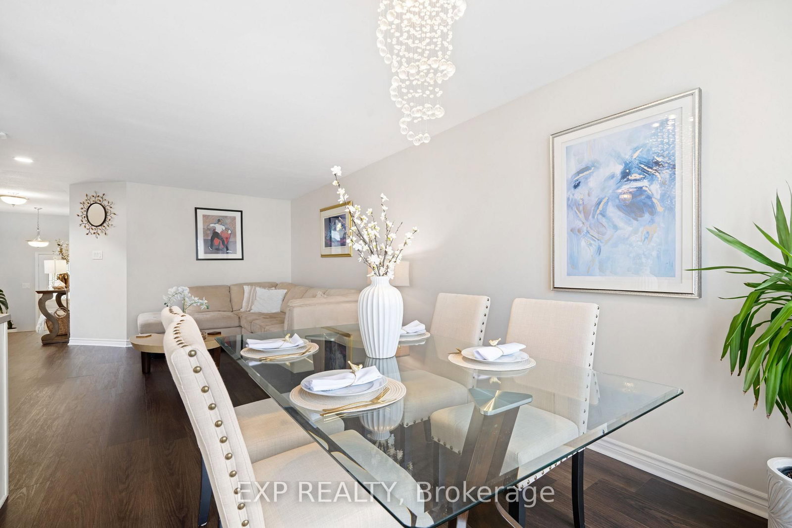 1064 Candlewood Street • Ottawa, ON photo 11