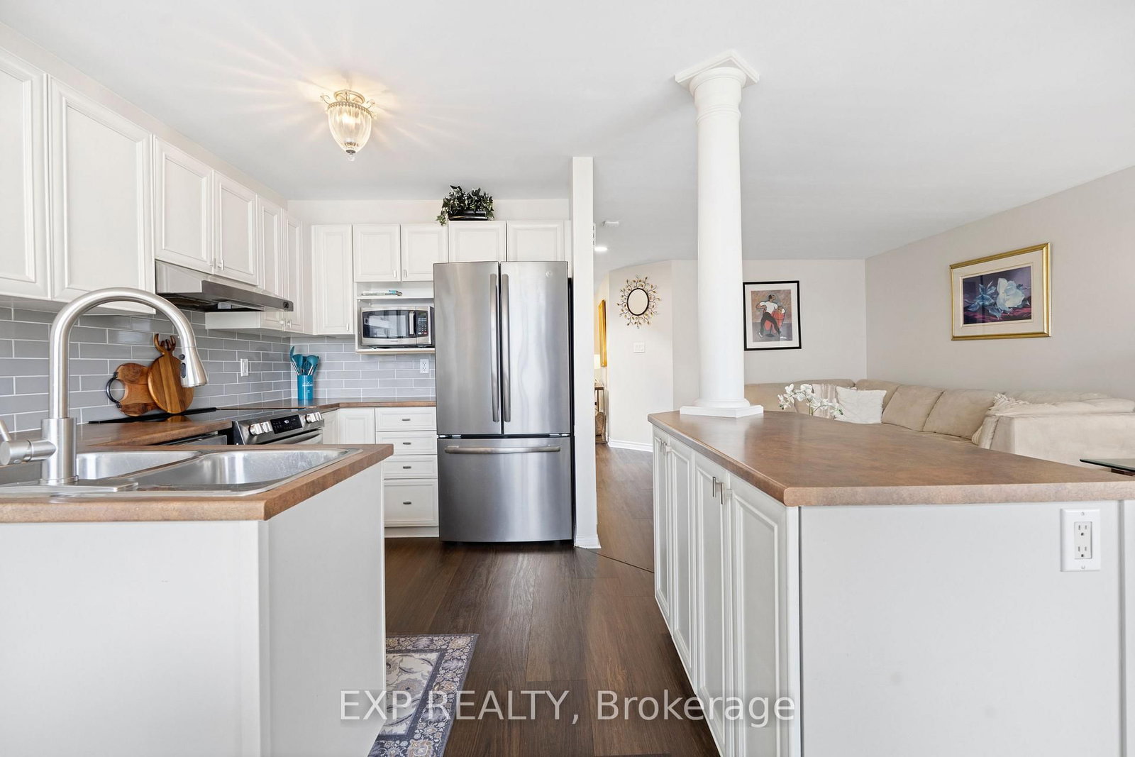 1064 Candlewood Street • Ottawa, ON photo 18