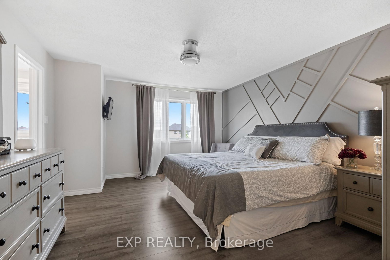 1064 Candlewood Street • Ottawa, ON photo 23