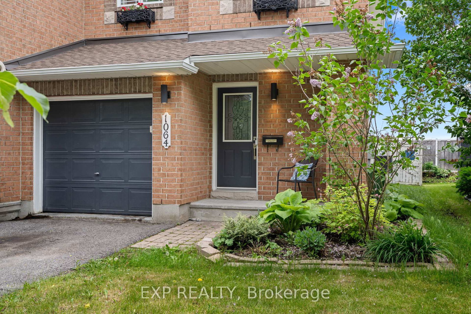 1064 Candlewood Street • Ottawa, ON photo 37