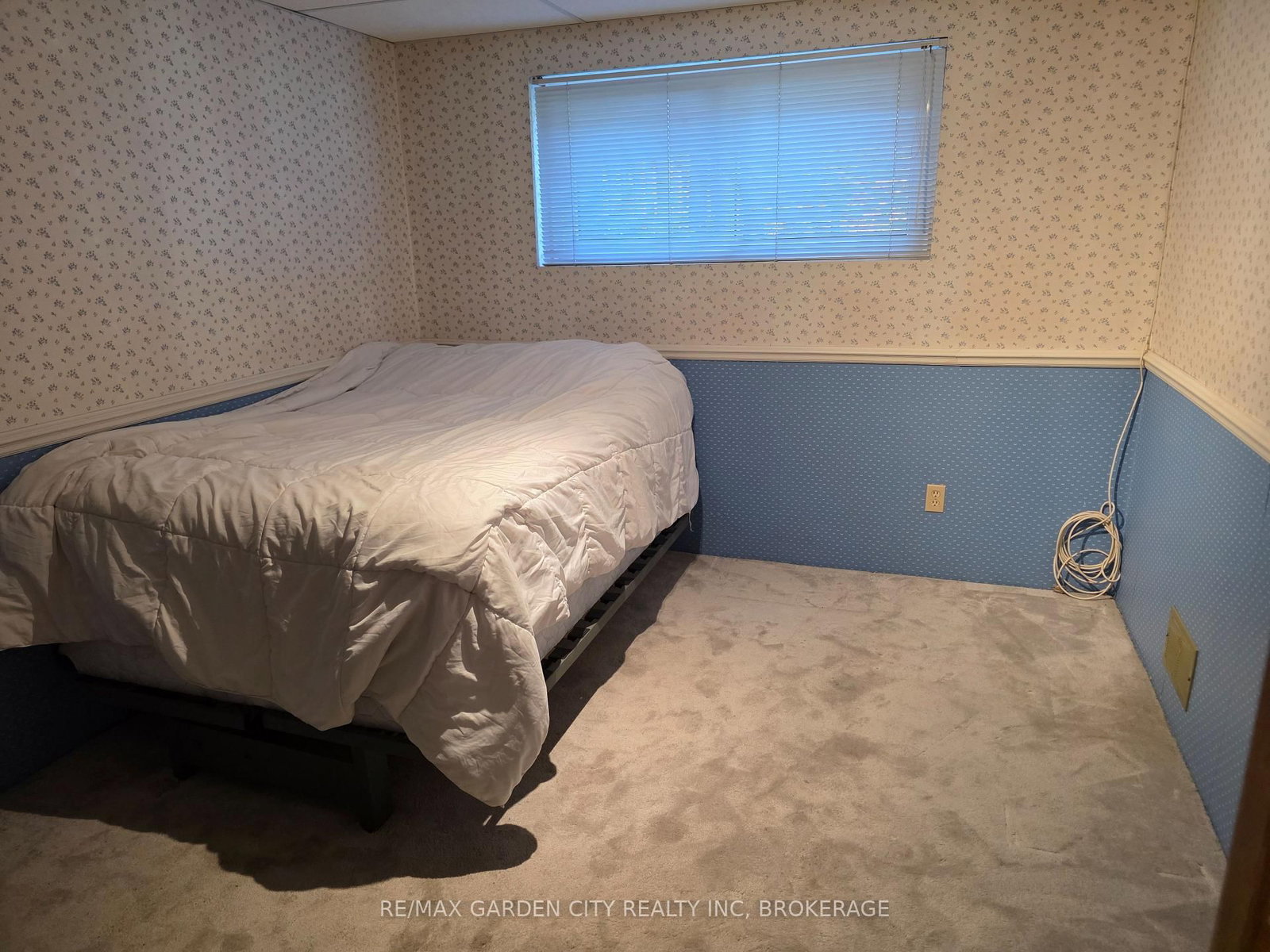 19 Black Knight Road • St. Catharines, ON photo 17
