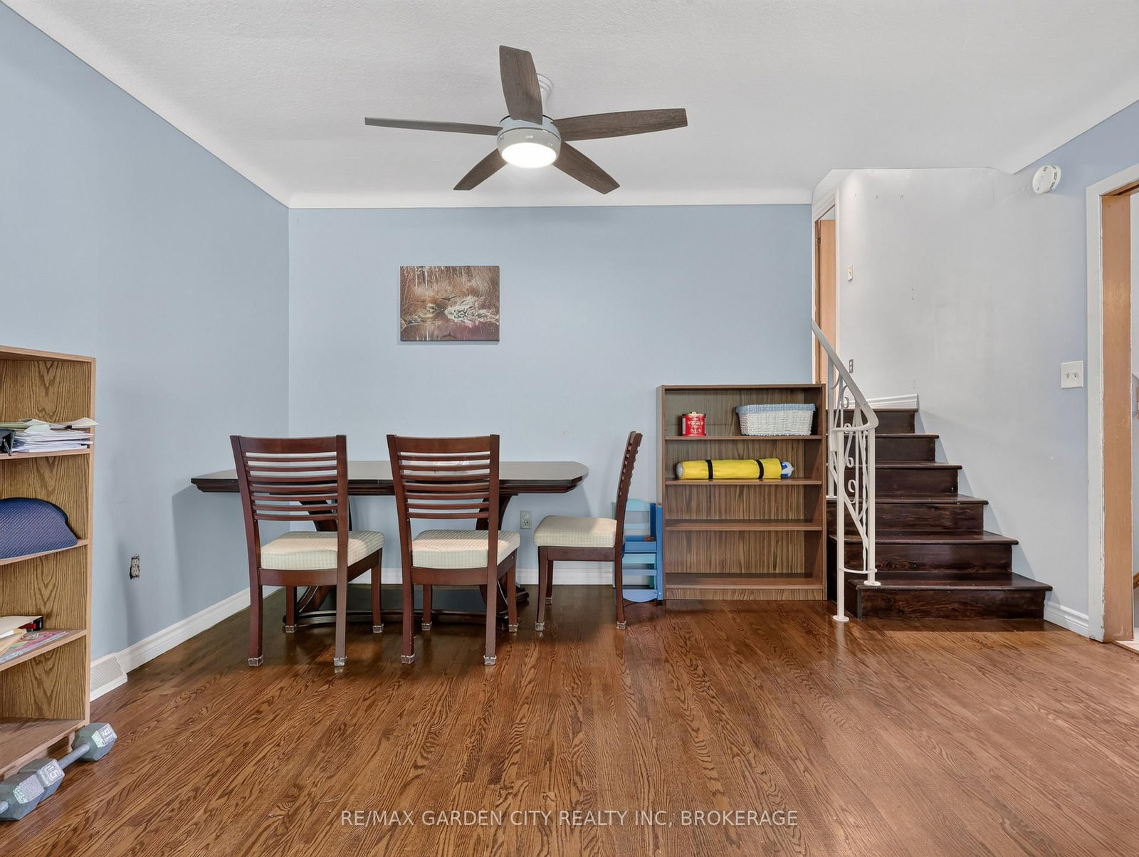 19 Black Knight Road • St. Catharines, ON photo 7