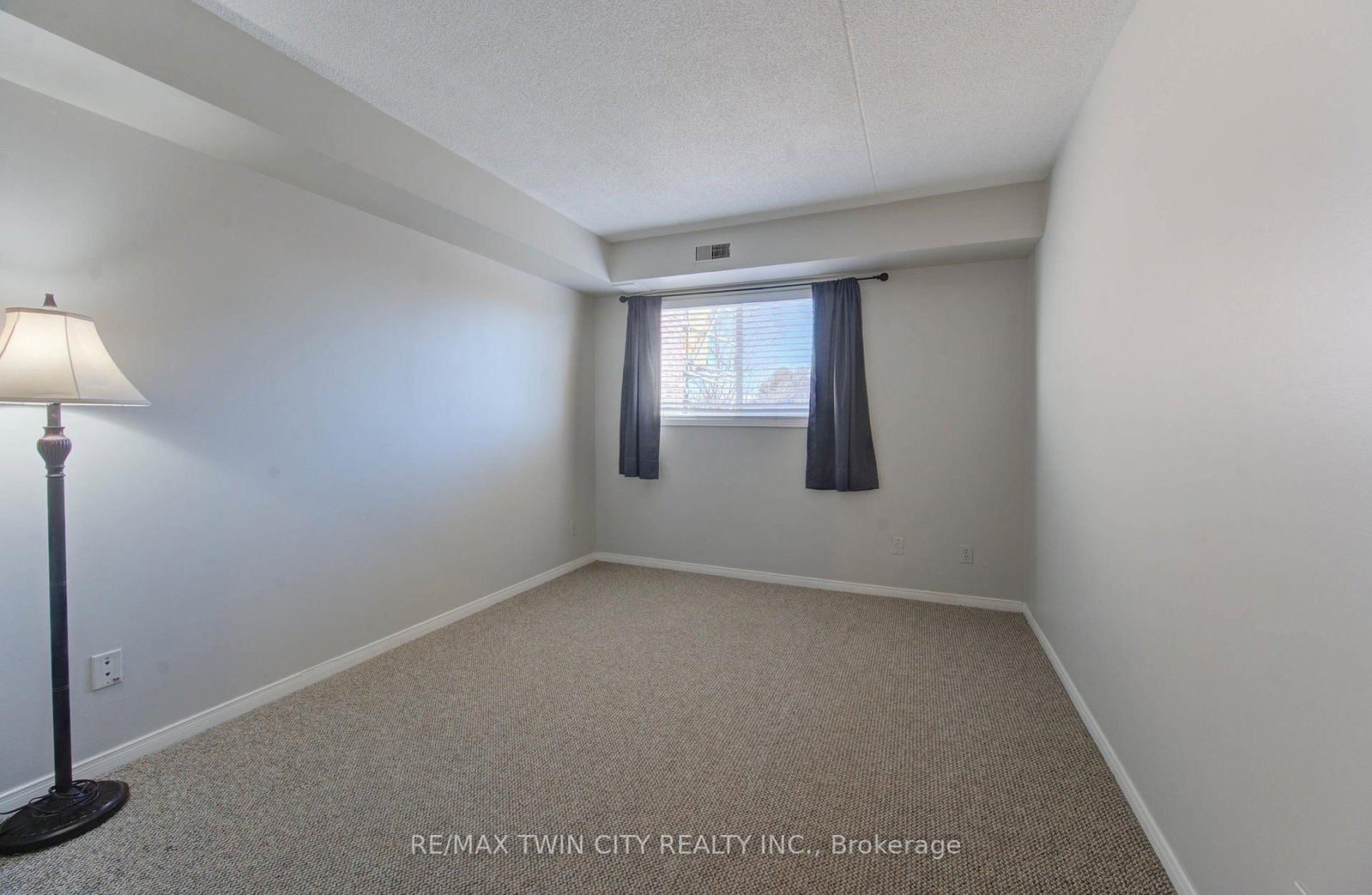 3085 Kingsway Drive • #27 • Kitchener, ON photo 19