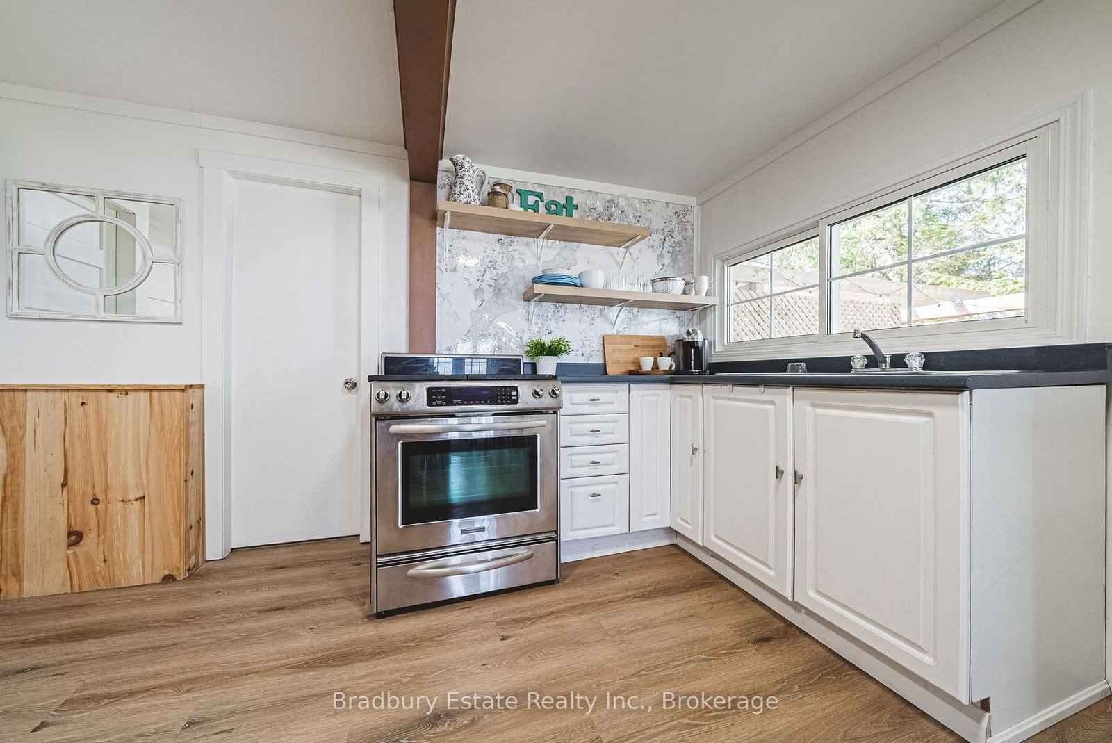 11141 Churchill Avenue • Wainfleet, ON photo 11
