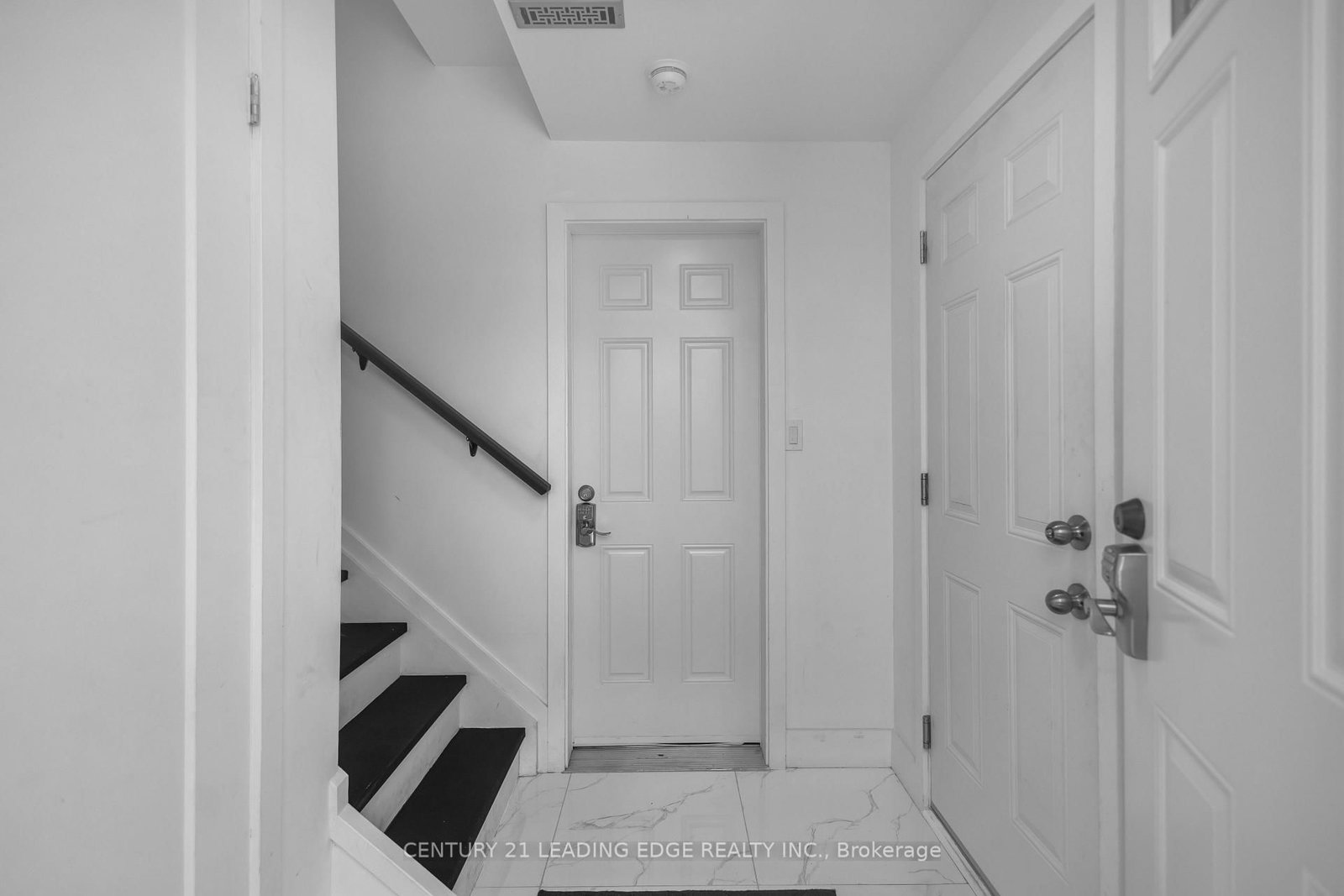 67 Bradley Street • St. Catharines, ON photo 28