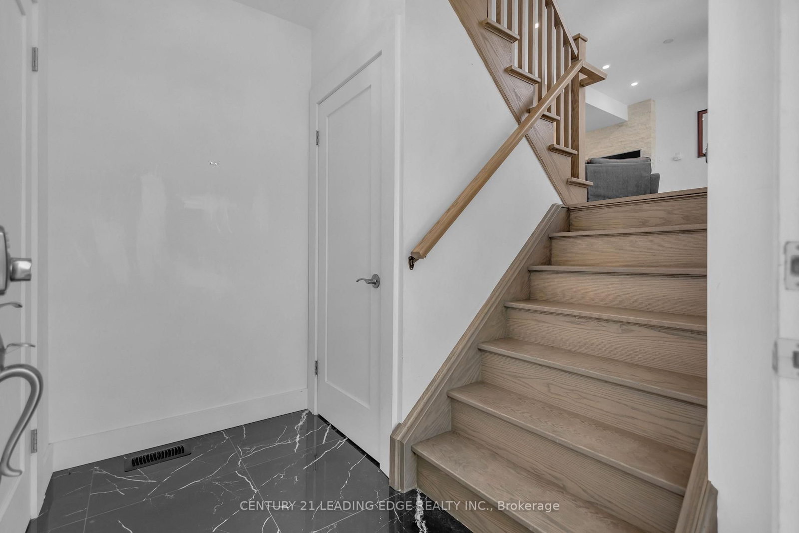 67 Bradley Street • St. Catharines, ON photo 8