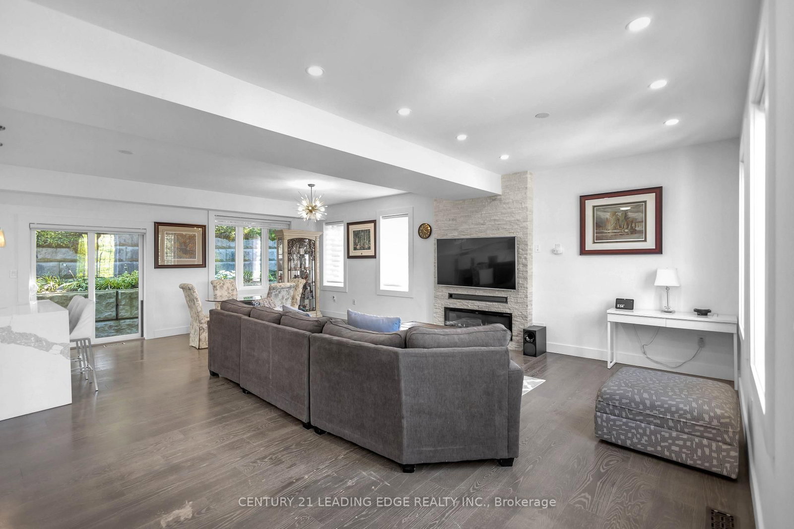 67 Bradley Street • St. Catharines, ON photo 9
