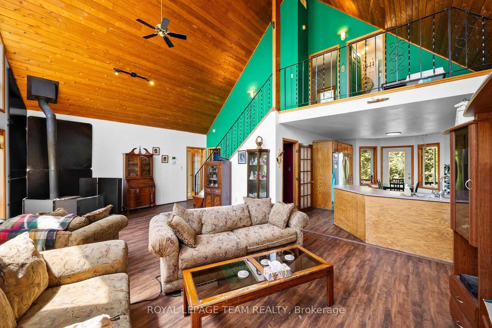 Listing Image 7