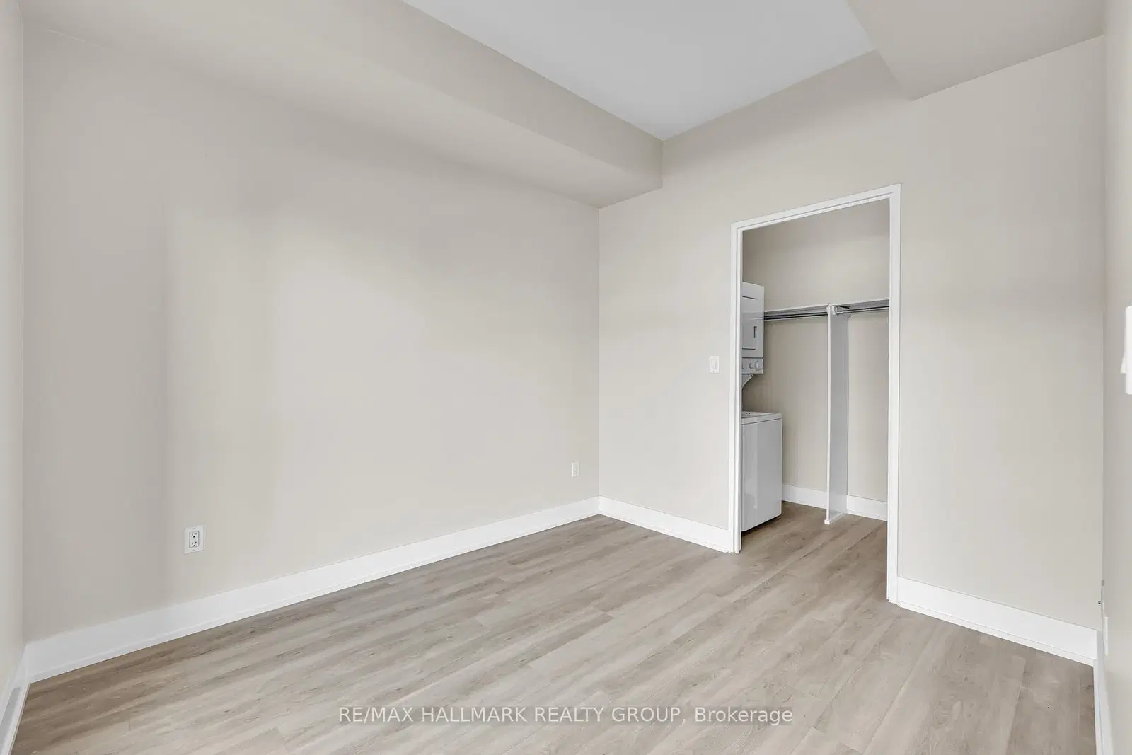 210 - 180 York Street, Ottawa, ON — photo 9