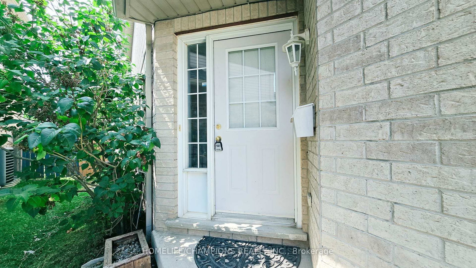 159 Snowdrop Crescent • Kitchener, ON photo 5