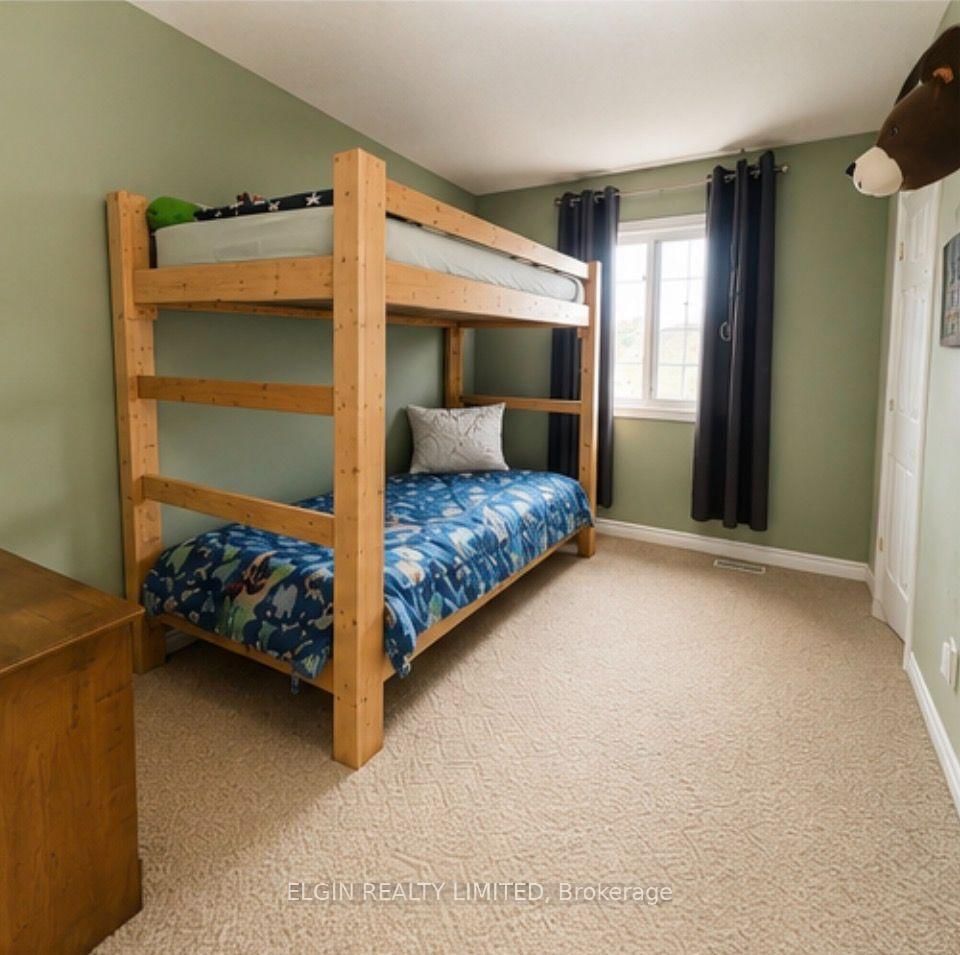 42022 Mcbain Line • Central Elgin, ON photo 11
