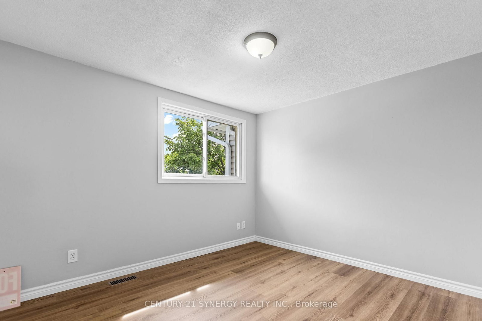 1472 Heatherington Road • #C • Ottawa, ON photo 18