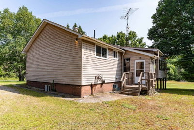 245 James Camp Road • Burk's Falls, ON photo 6