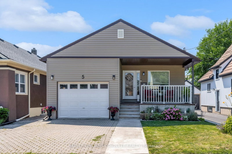 5 Bruce Street