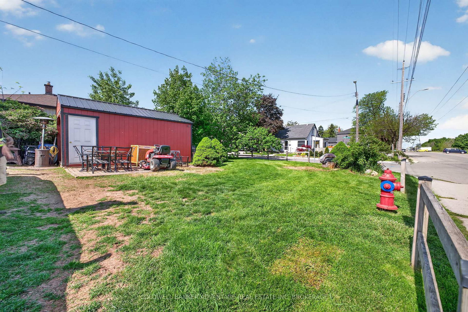 Listing Image 3