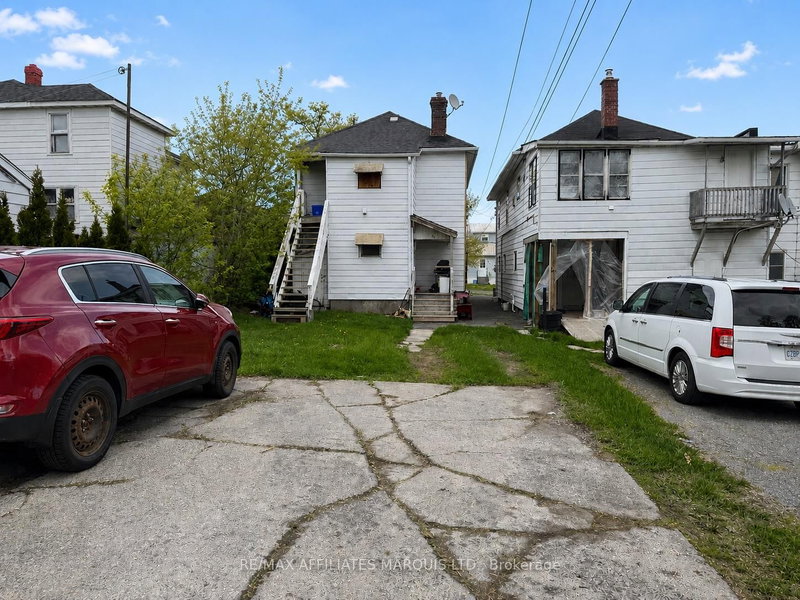 120-120A Guy Street