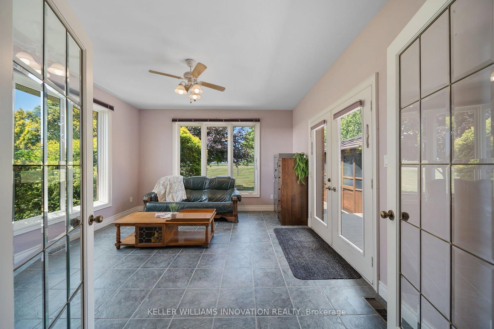18 Featherstone Avenue • Haldimand, ON photo 25
