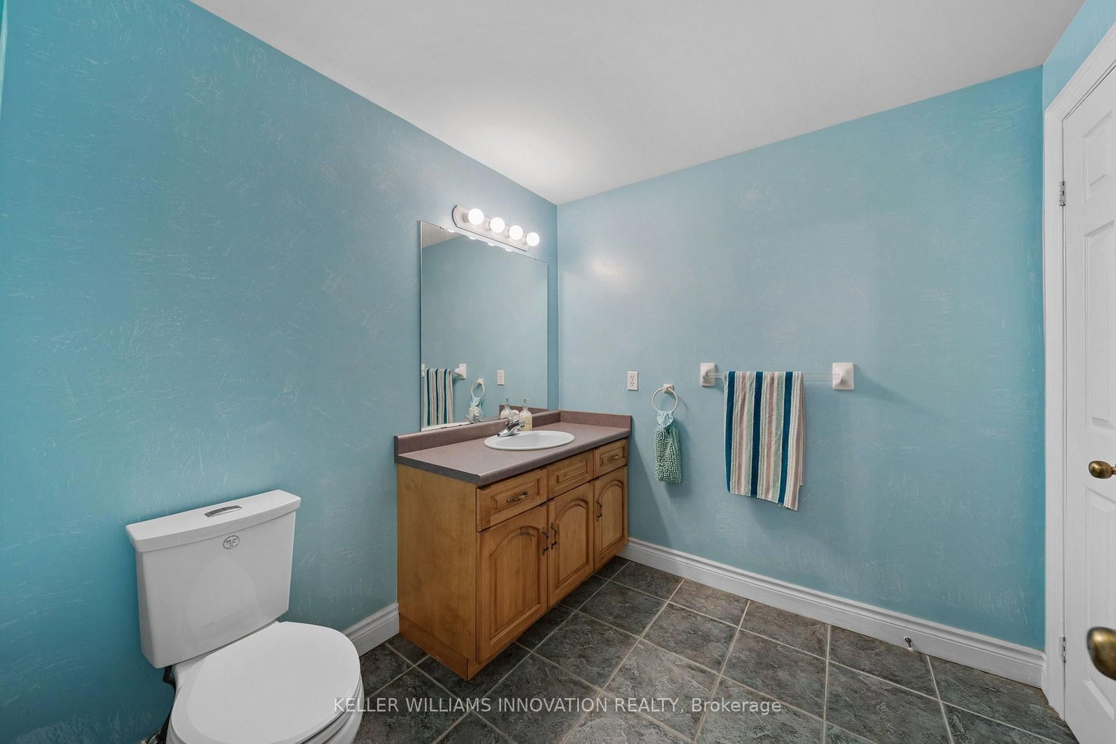 18 Featherstone Avenue • Haldimand, ON photo 33